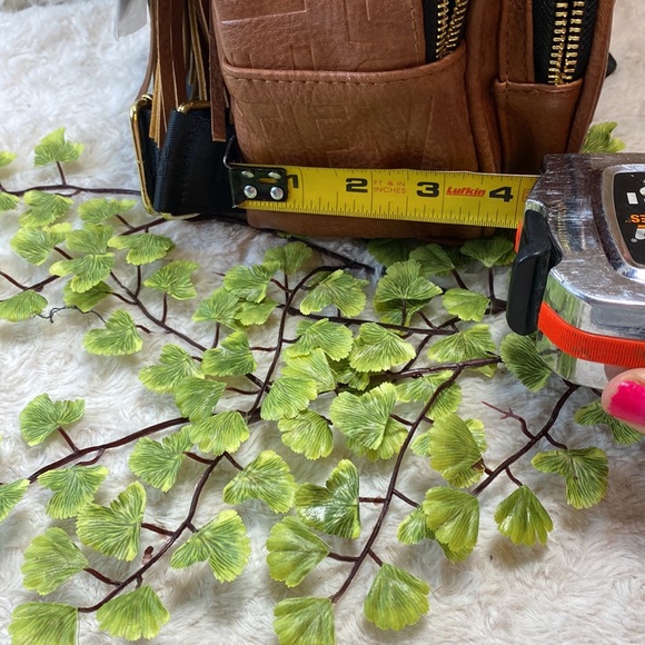 UNISEX-Steve Madden small Backpack - Picture 7 of 11